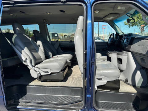2013 Ford E-Series E-150 XLT