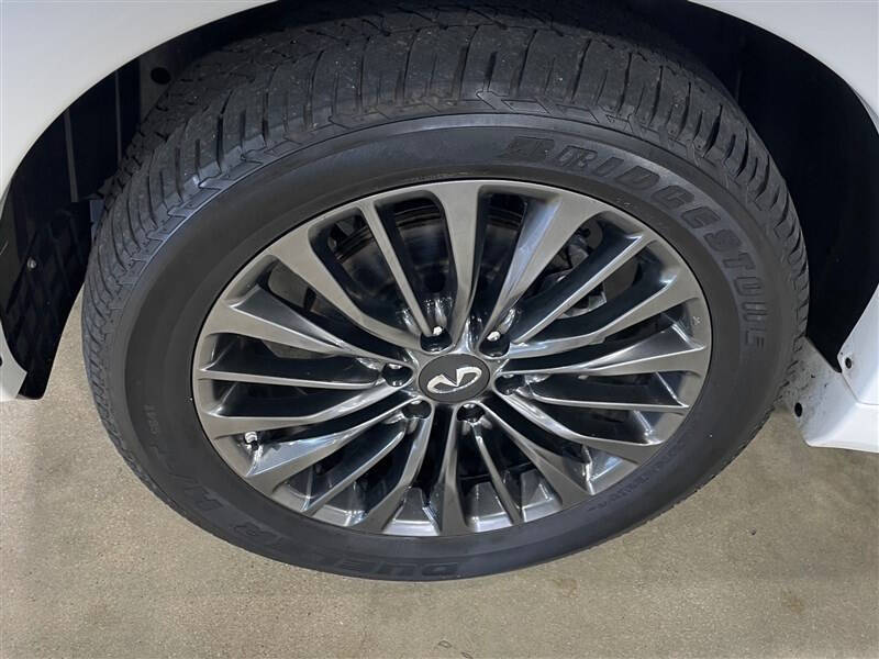 2024 Infiniti QX80 Sensory