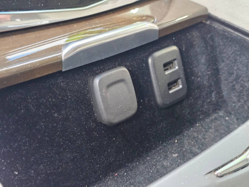 2018 Cadillac Escalade ESV Premium Luxury