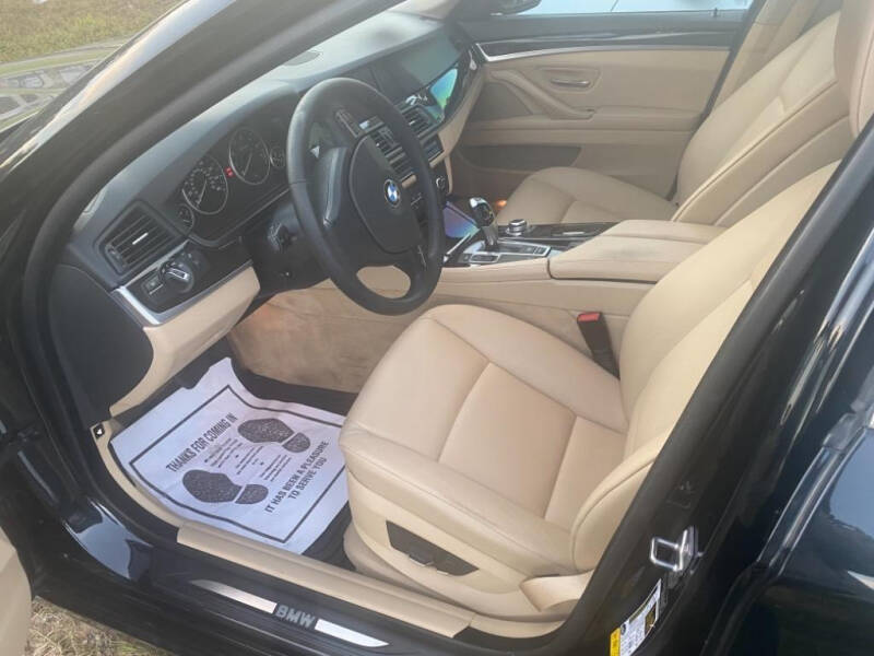 2012 BMW 5 Series 528i