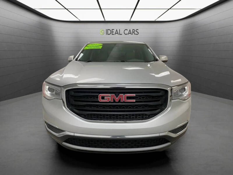 2017 GMC Acadia SLE-1