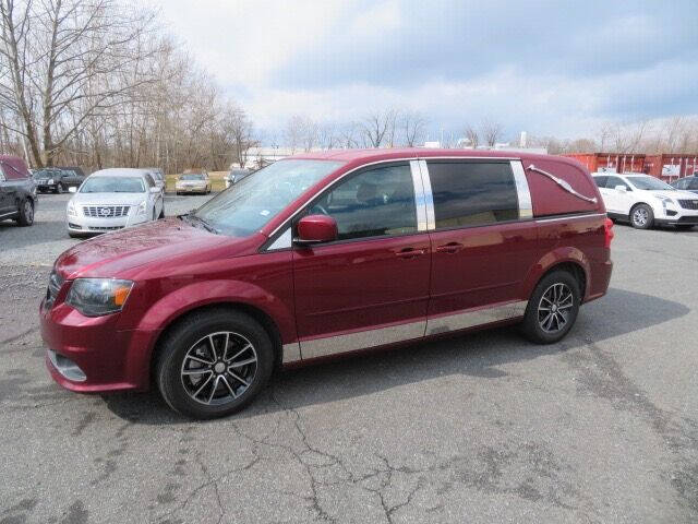 2017 Dodge Grand Caravan for sale at HERITAGE COACH GARAGE in Pottstown PA