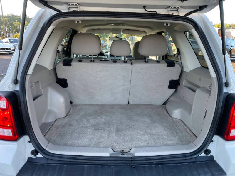2011 Ford Escape XLT