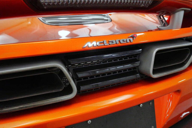 2012 McLaren MP4-12C