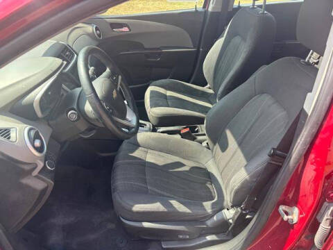 2019 Chevrolet Sonic LT Auto