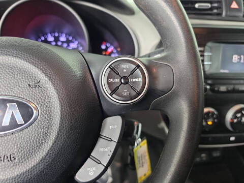 2016 Kia Soul +