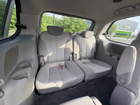 2010 Kia Sedona