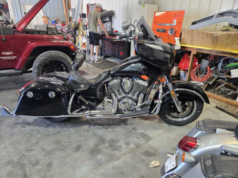 2017 Indian Chiefton