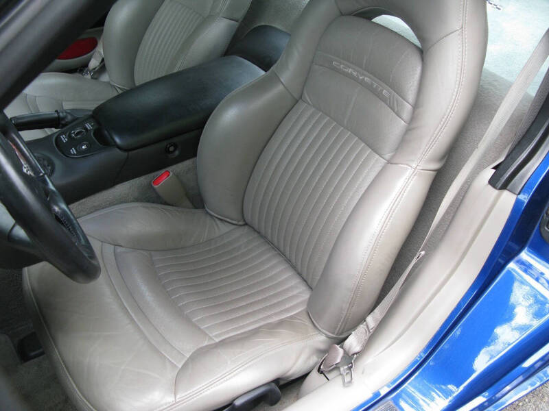 2003 Chevrolet Corvette