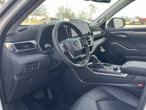 2026 Toyota Highlander Limited