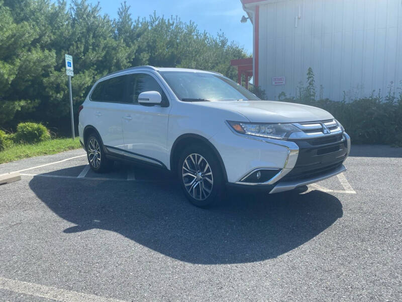 2017 Mitsubishi Outlander SEL photo 4