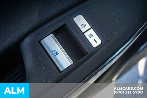 2024 Genesis GV70 2.5T Standard