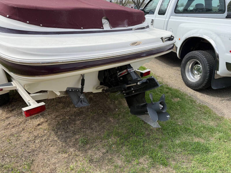 2001 Maxum 1900 SR2