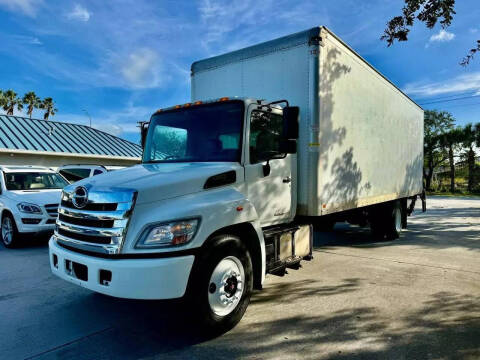 2018 Hino 268A