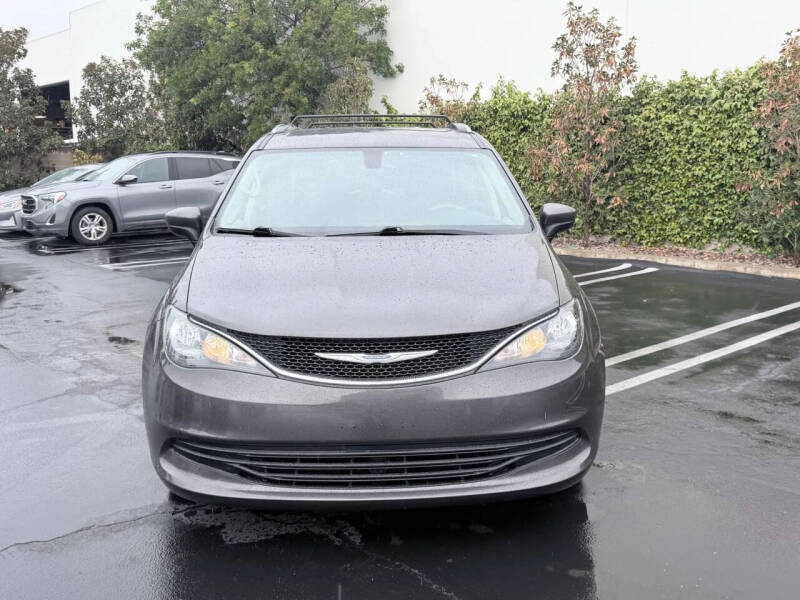2017 Chrysler Pacifica Touring