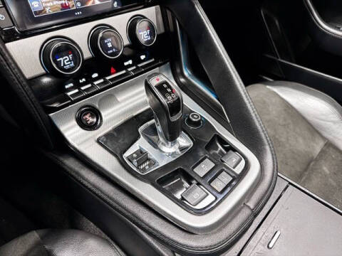 2017 Jaguar F-TYPE Premium