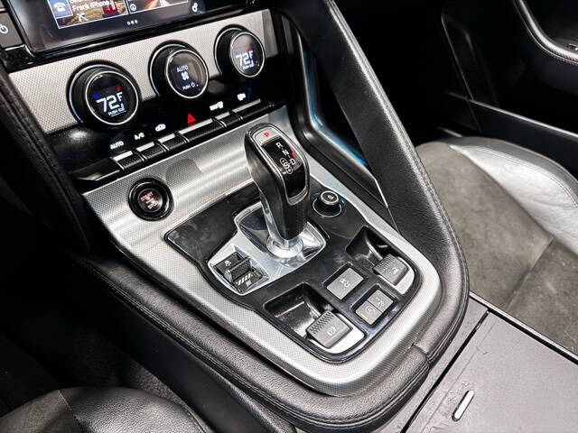 2017 Jaguar F-TYPE Premium