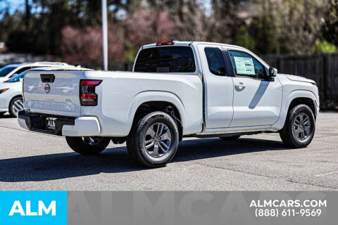 2025 Nissan Frontier SV