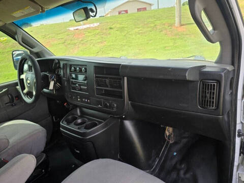2017 Chevrolet Express LT 3500