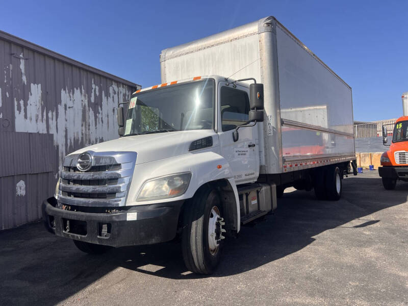 2016 Hino 268A