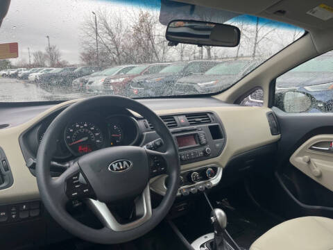 2013 Kia Rio 5-Door LX