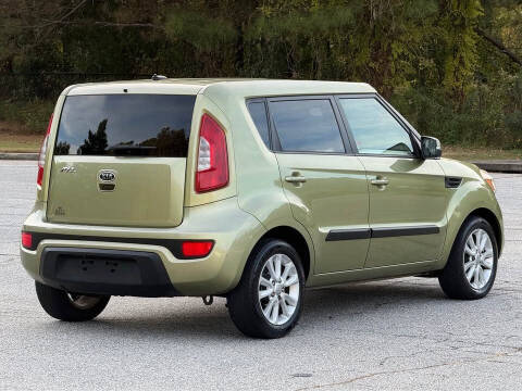 2012 Kia Soul +