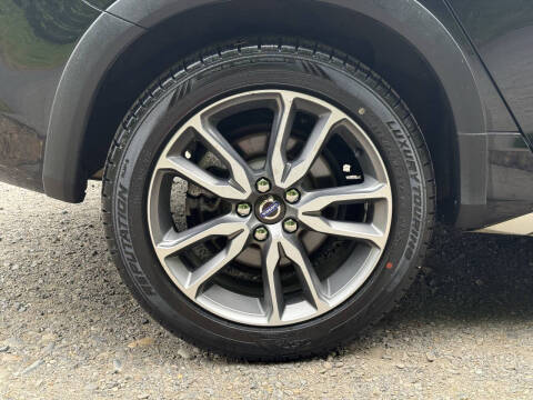 2015 Volvo V60 Cross Country T5