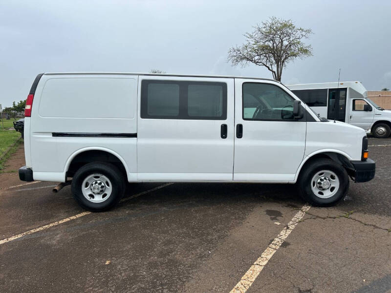 2012 Chevrolet Express Cargo Work Van - Photo 6