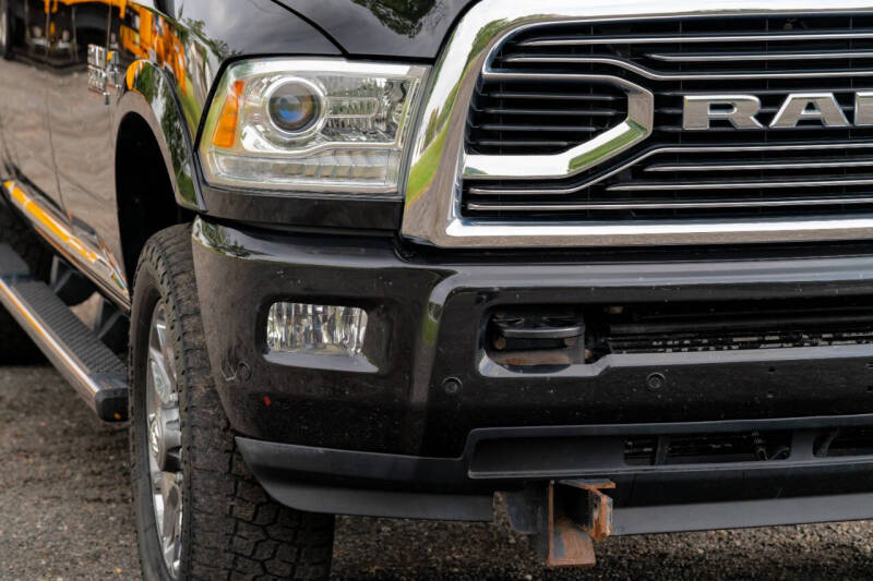 2018 RAM 3500 Laramie Limited