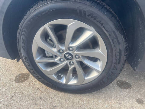 2016 Hyundai Tucson SE