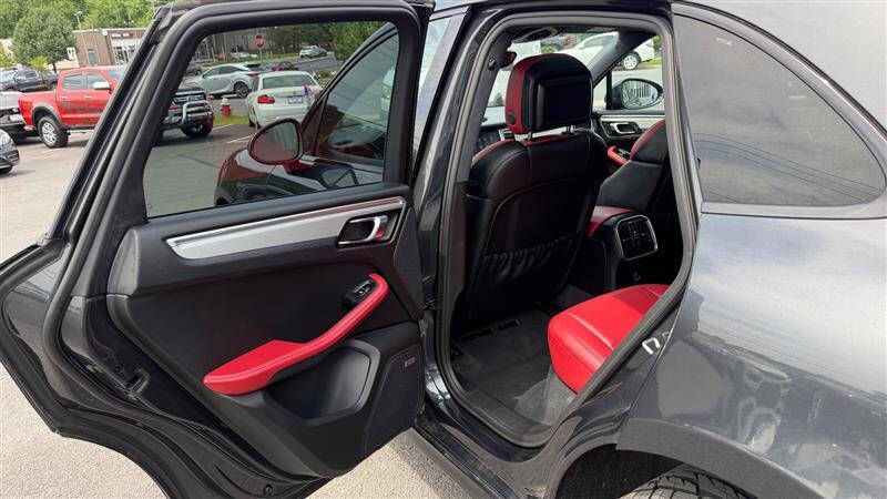 2018 Porsche Macan
