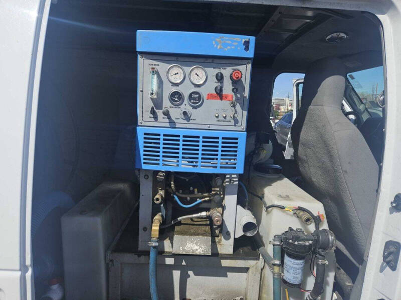 2011 Ford E-Series E-150