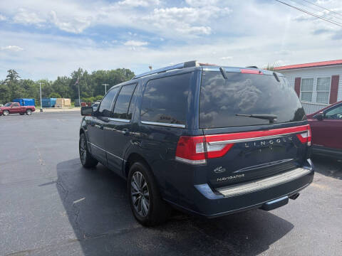 2017 Lincoln Navigator Select