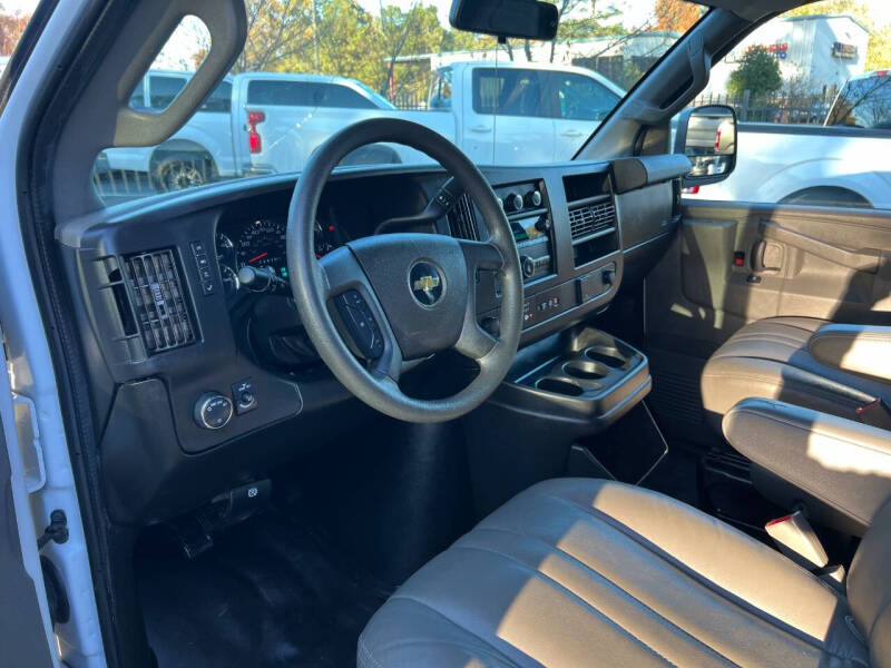 2021 Chevrolet Express 2500