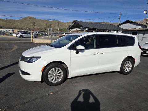 2017 Chrysler Pacifica Touring