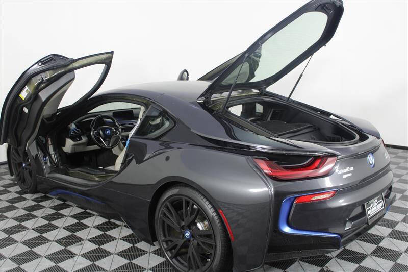2015 BMW i8