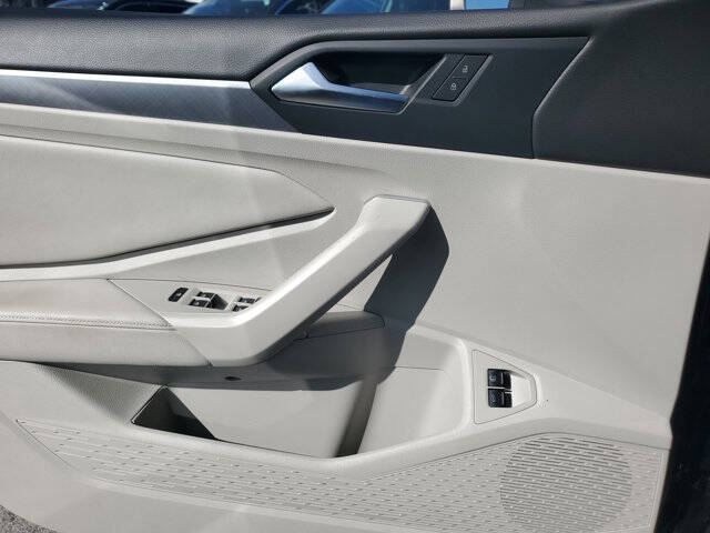 2023 Volkswagen Jetta SE