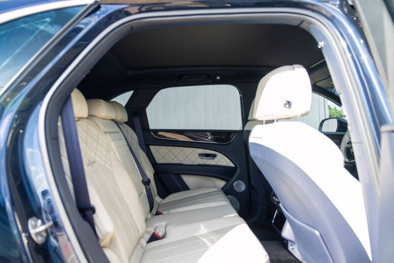 2021 Bentley Bentayga V8