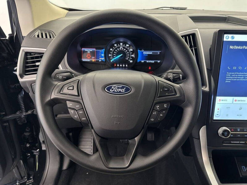 2024 Ford Edge SE