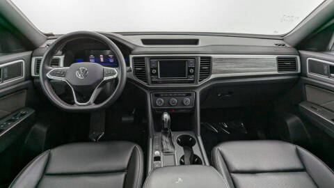 2022 Volkswagen Atlas Cross Sport SE