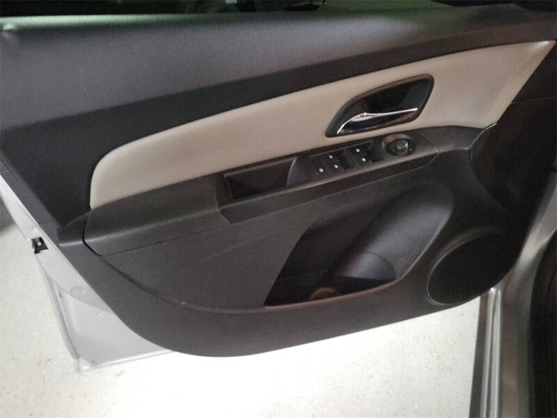 2014 Chevrolet Cruze LS Auto