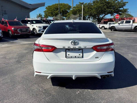 2019 Toyota Camry SE