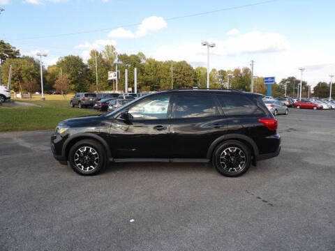 2019 Nissan Pathfinder SV