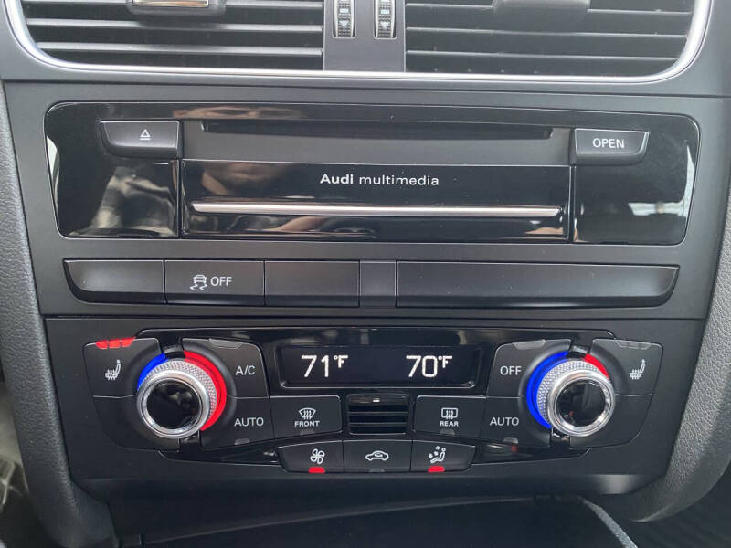 2016 Audi A4 2.0T quattro Premium Plus