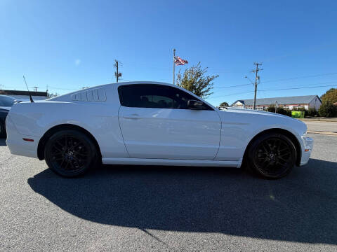 2014 Ford Mustang V6