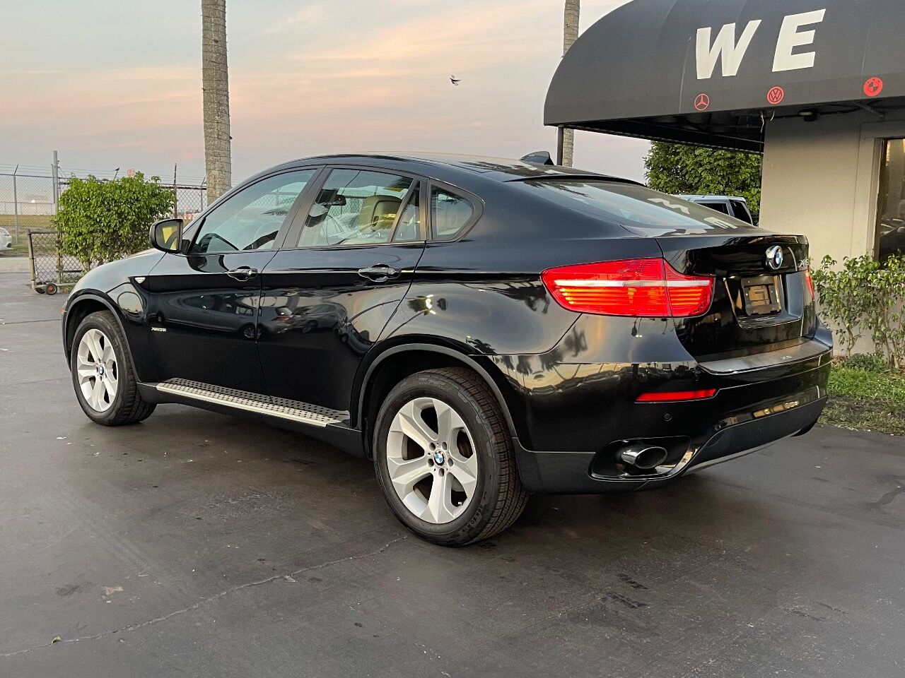 2011 BMW X6  - $16,900