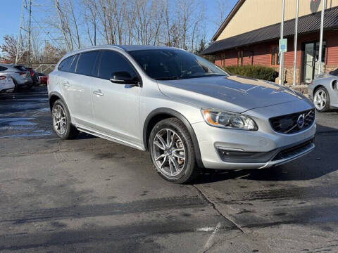 2015 Volvo V60 Cross Country T5