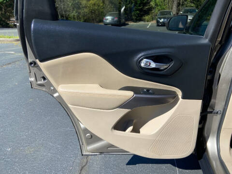 2019 Jeep Cherokee Latitude