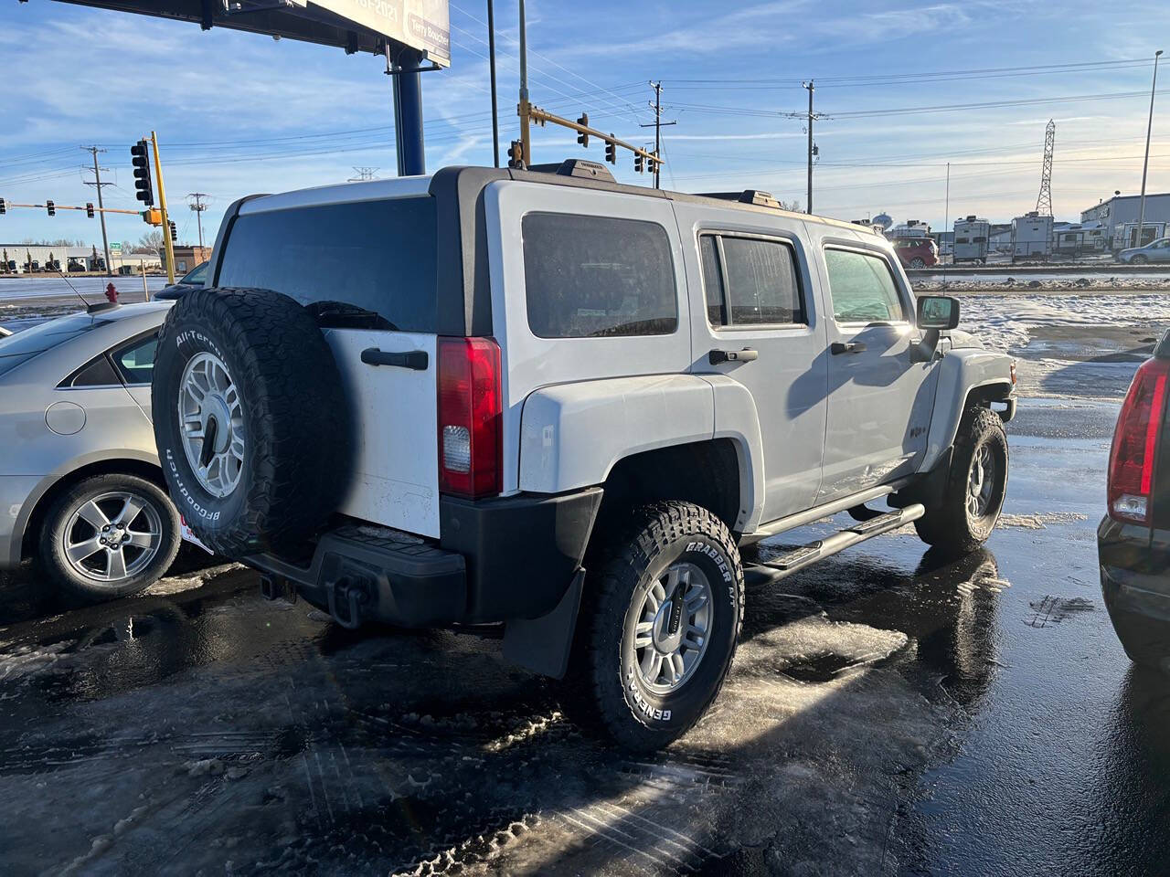 2006 HUMMER H3 for sale at Cheren Auto LLC in Fargo, ND