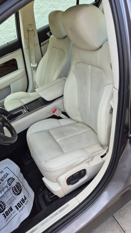 2012 Lincoln MKS
